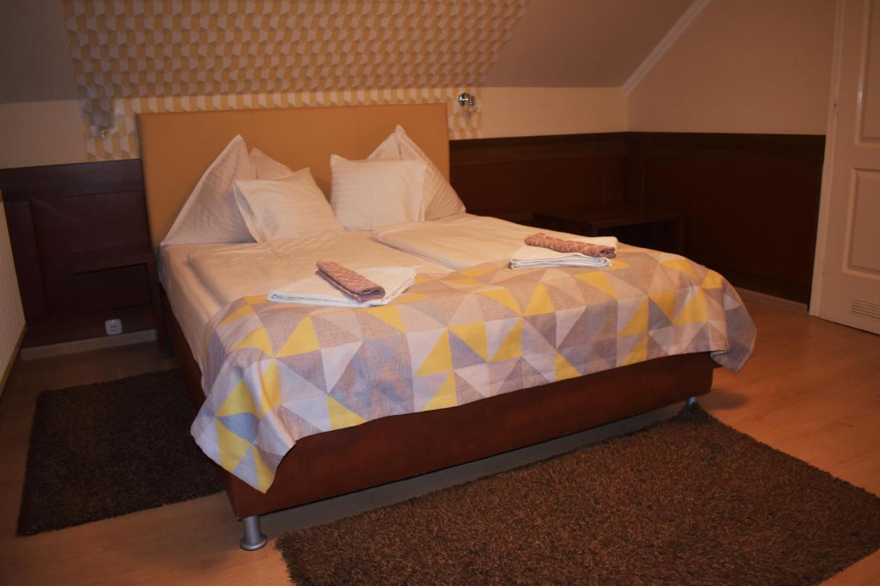 Hotel Pavai Hajduszoboszlo Luaran gambar