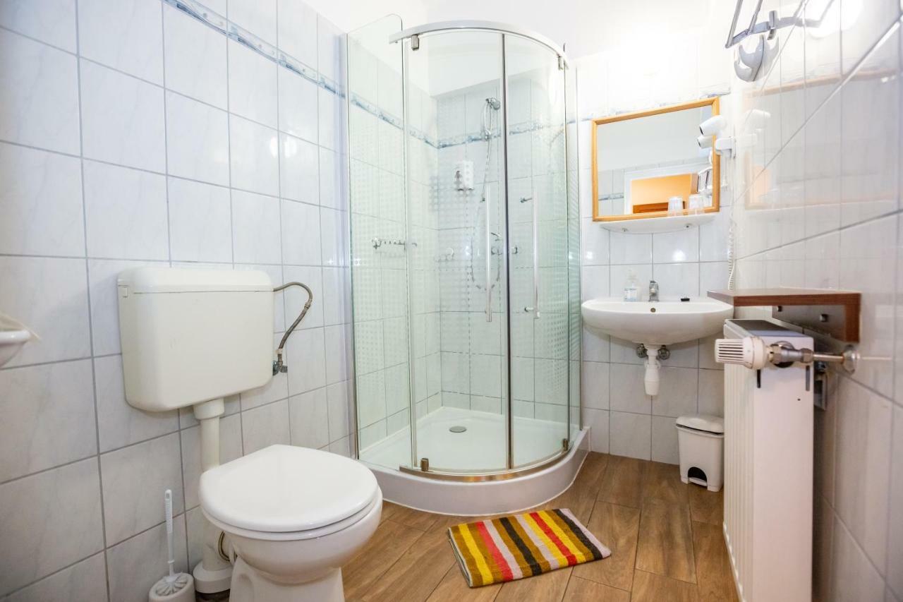 Hotel Pavai Hajduszoboszlo Luaran gambar